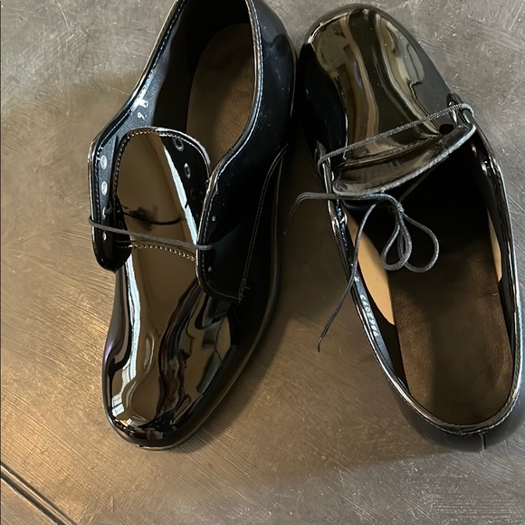 After Six Black Oxfords Sleek Patent Leather - Picture 9 of 11